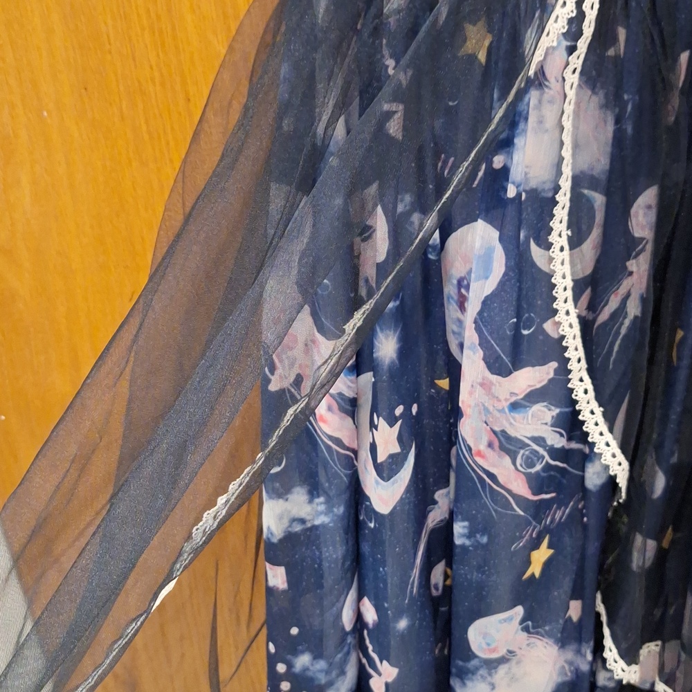 Jellyfish lolita dress with stretch back - Picture 4 of 7